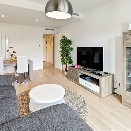 Luxurious T2 Apartment, Olhos Dagua Lägenhet Albufeira